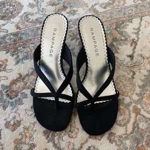 RAMPAGE Madyson Heel 
Flip Flop Heel Women’s Size 9M